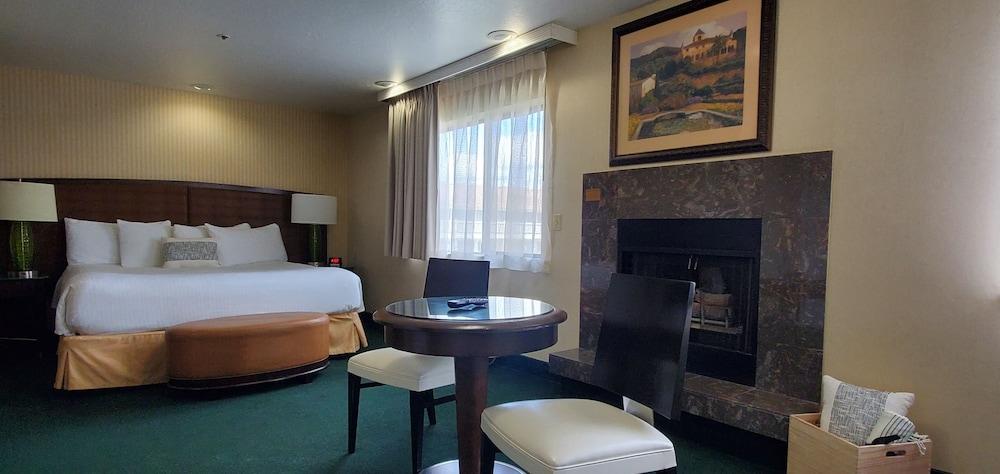 Rogue Regency Inn & Suites Medford Kültér fotó