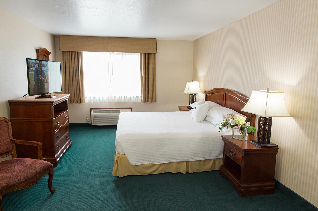 Rogue Regency Inn & Suites Medford Kültér fotó