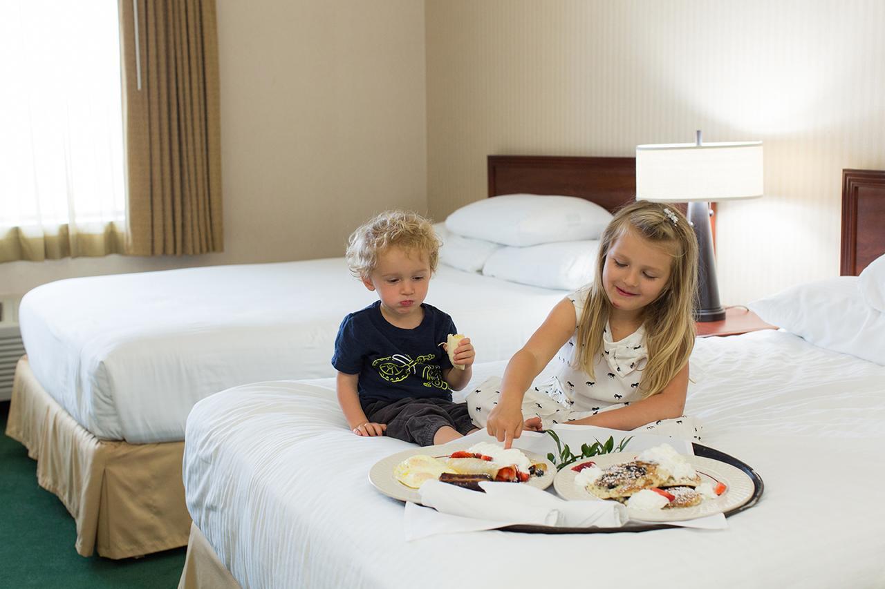 Rogue Regency Inn & Suites Medford Kültér fotó
