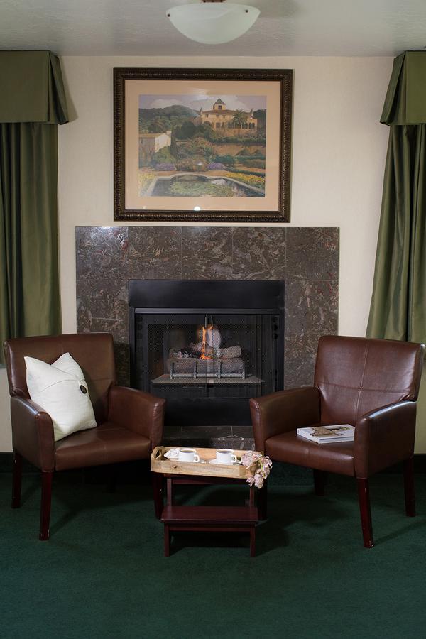 Rogue Regency Inn & Suites Medford Kültér fotó