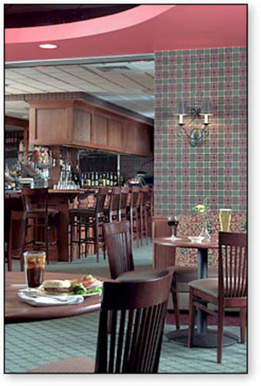 Rogue Regency Inn & Suites Medford Kültér fotó
