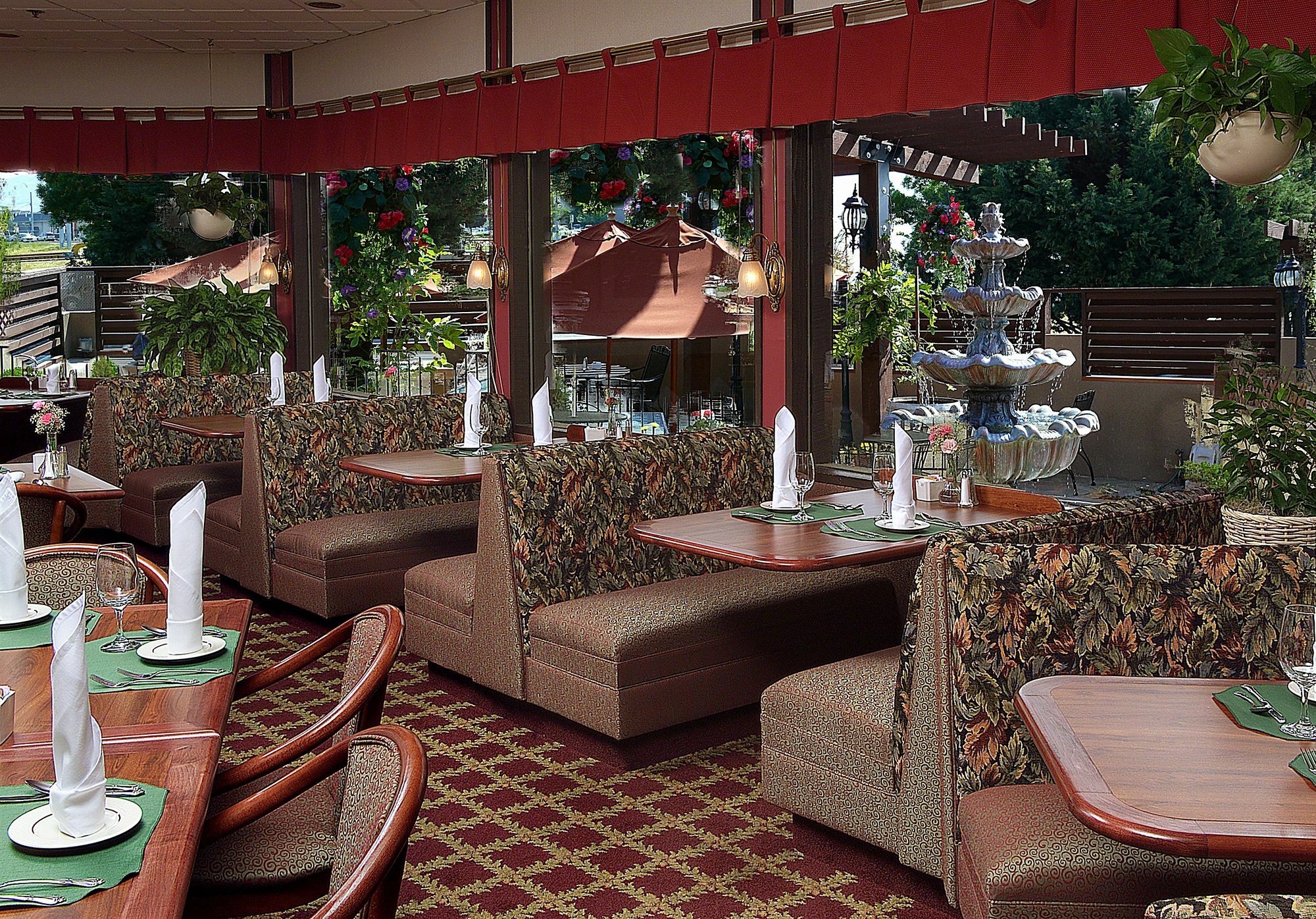 Rogue Regency Inn & Suites Medford Kültér fotó